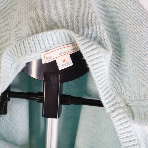 GAP Women’s Crew Sweater Top Pullover - Picture 14 of 14